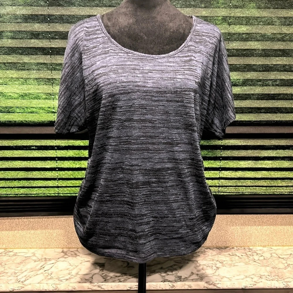 Espresso Women’s Blue Black Mottled Round Neck SS‎ Ruched Sides Tee Large